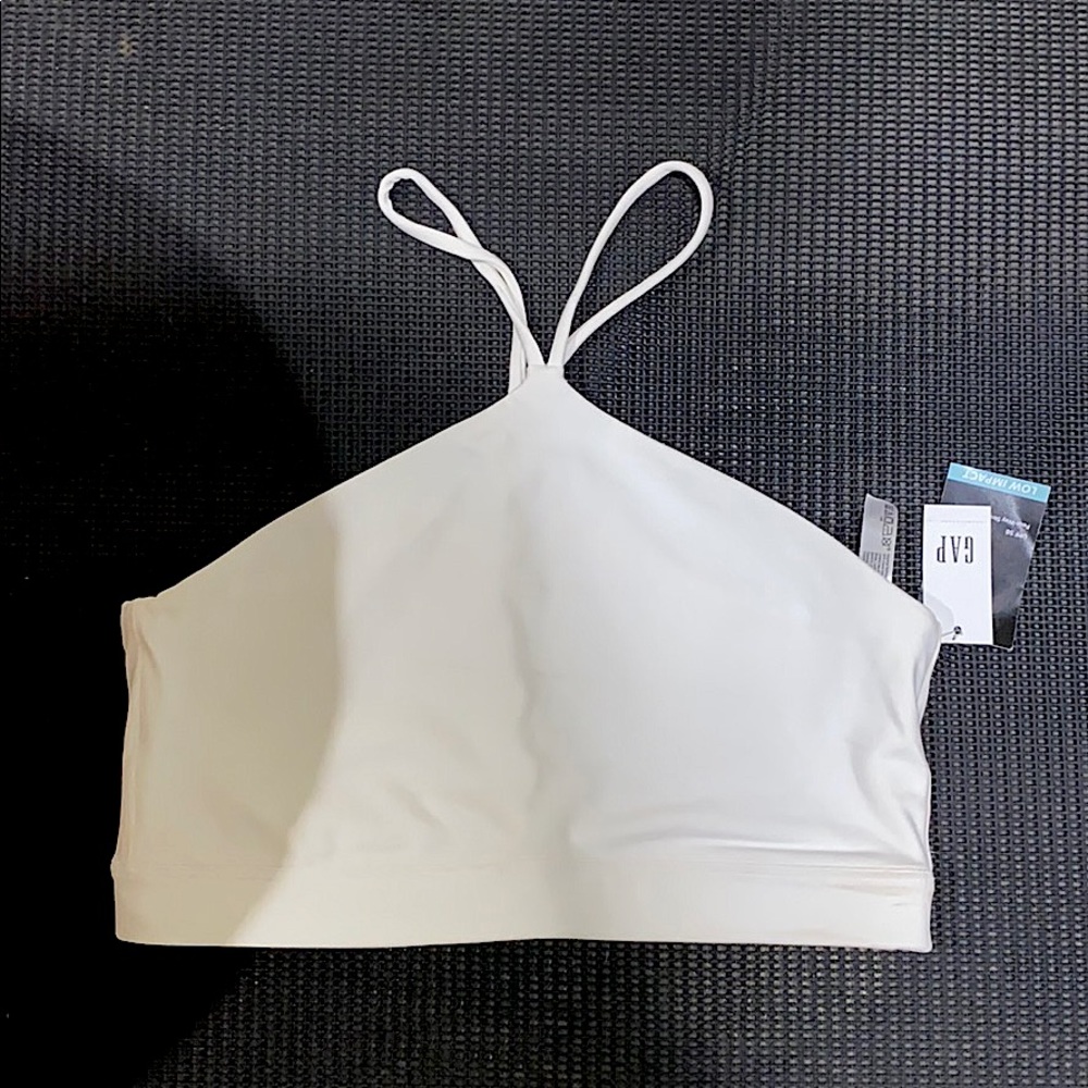 Gap Fit Eclipse Sports Bra